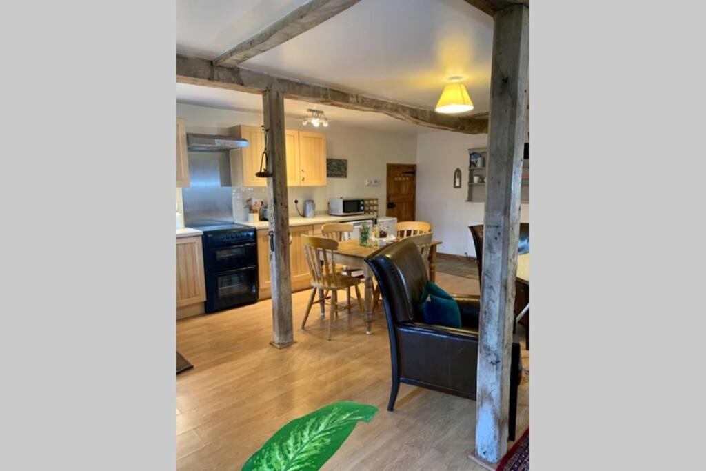 Upper Heath Farm - Stable Cottage Ludlow Craven Arms Exterior photo